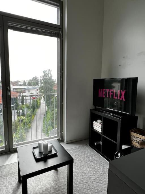 Appartamento Cozy Penthouse Loft - Near The Airport Vantaa Esterno foto