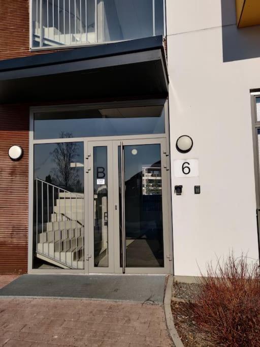 Appartamento Cozy Penthouse Loft - Near The Airport Vantaa Esterno foto
