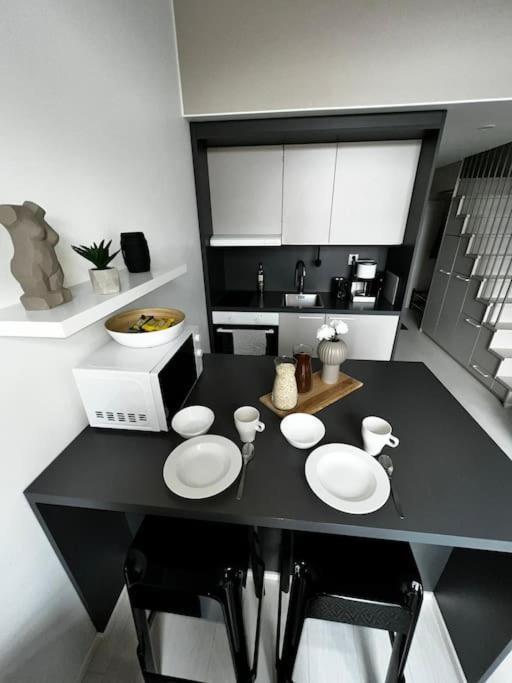 Appartamento Cozy Penthouse Loft - Near The Airport Vantaa Esterno foto
